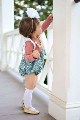 The Olivia - Glamourous Grace