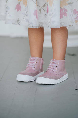 The Play Perfect High Top - Glamourous Grace