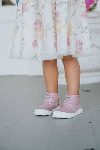 The Play Perfect High Top - Glamourous Grace