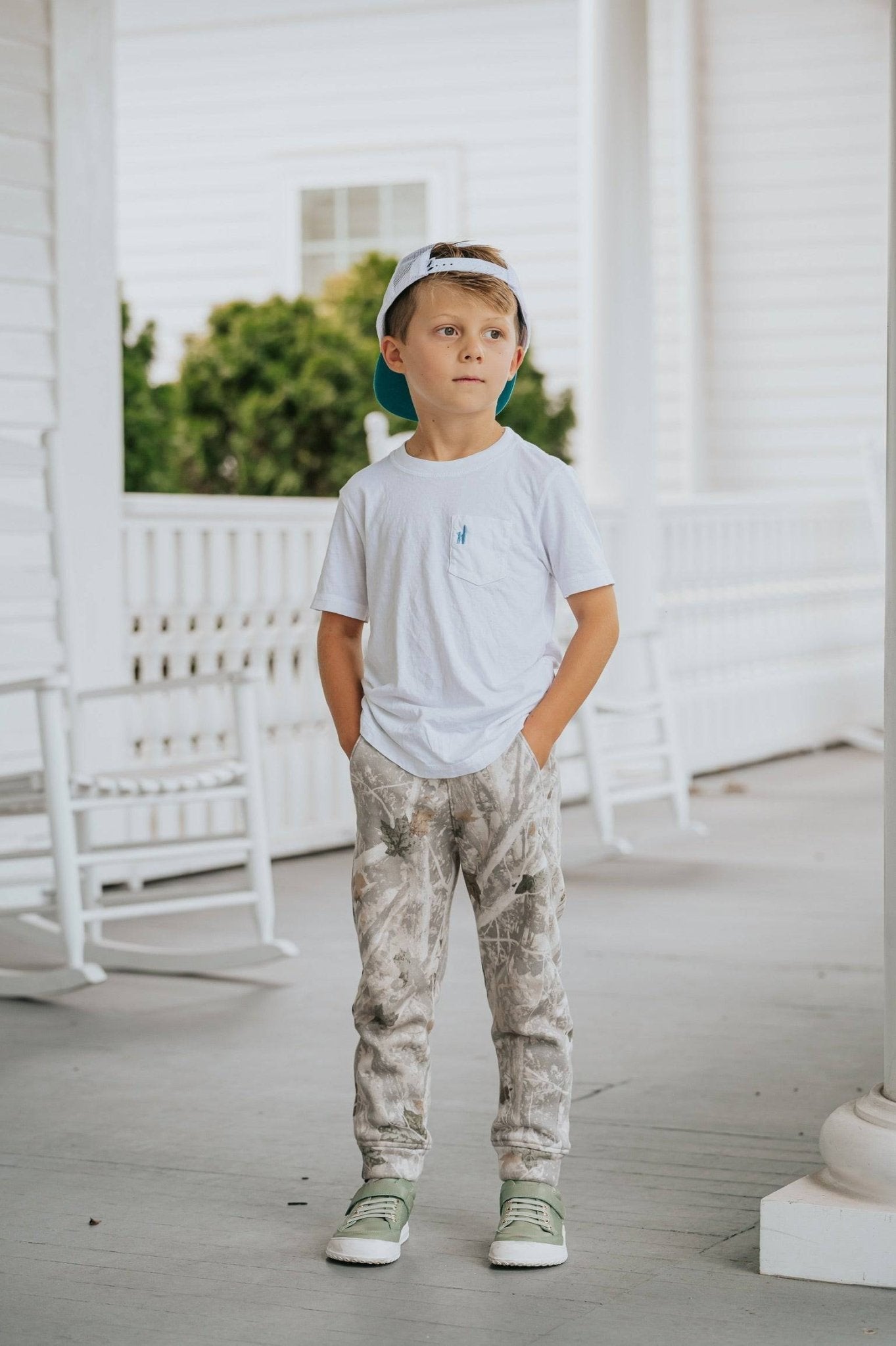 The Play Perfect Low Top - Glamourous Grace