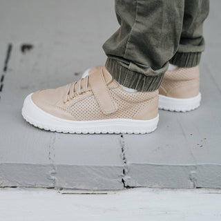 The Play Perfect Low Top - Glamourous Grace