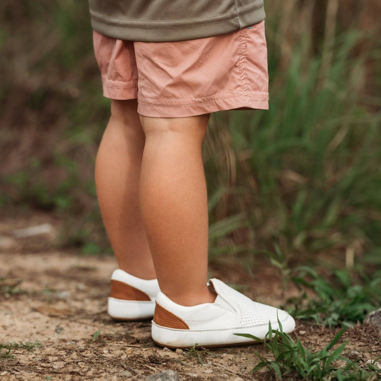 The Quinns - Glamourous Grace