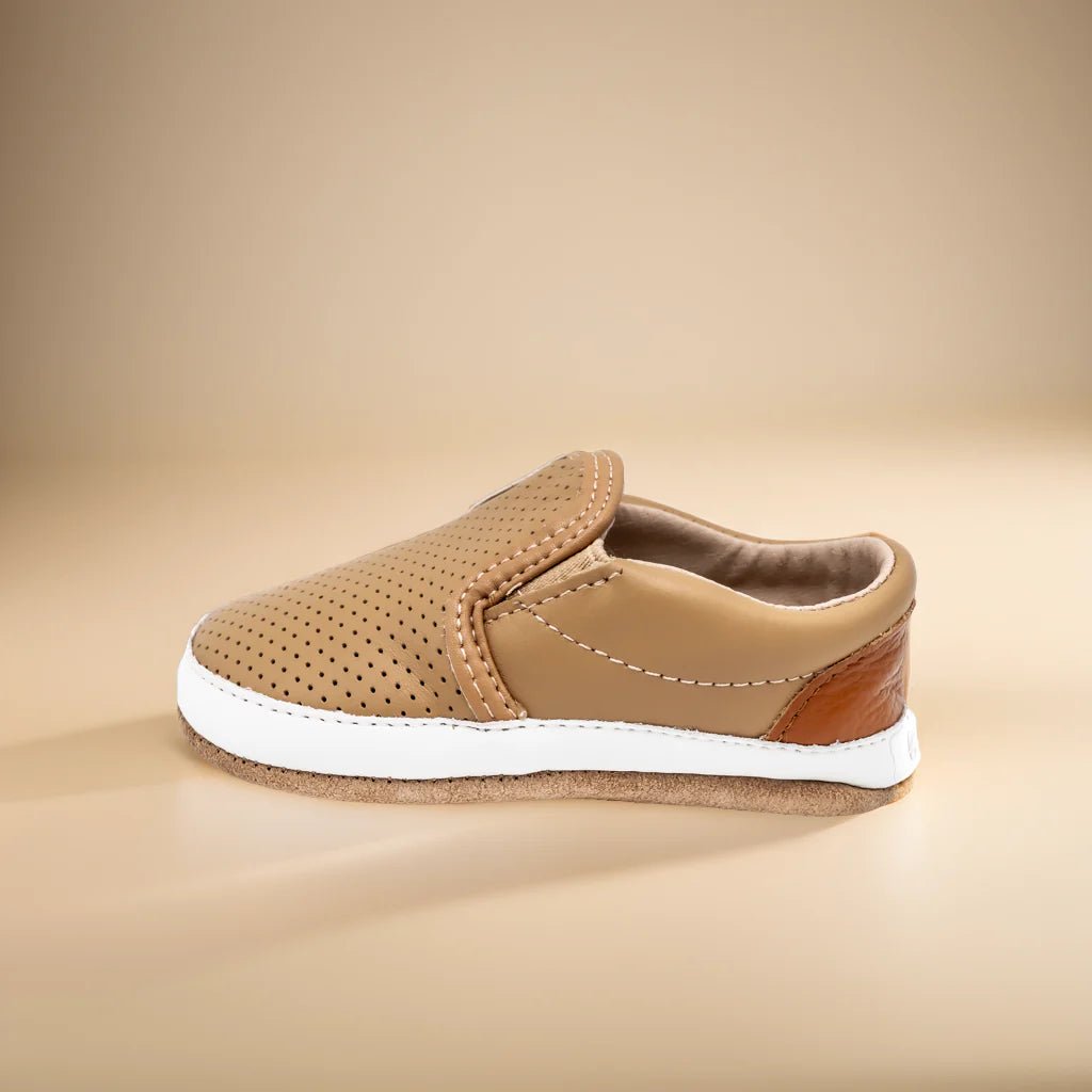 The Quinns - Glamourous Grace