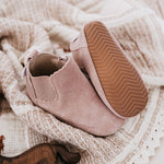 The Reagan - Glamourous Grace