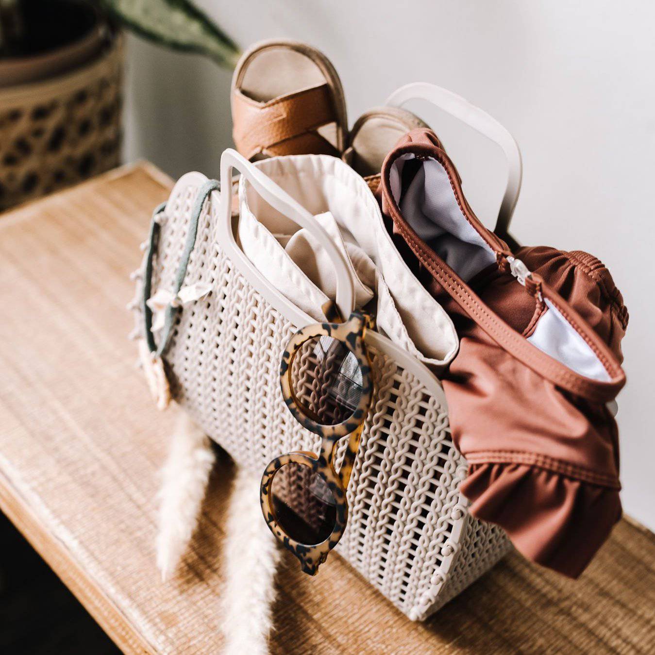 The Sebby Sandal - Glamourous Grace