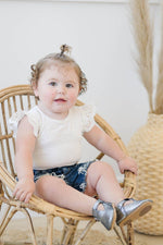 The T Bar - By Baano