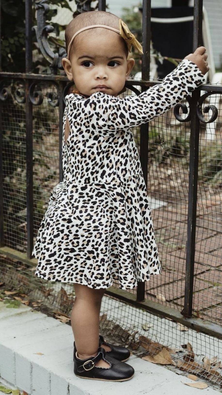 The T Bar - By Baano