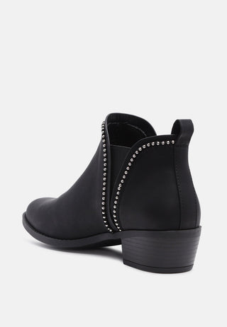 tiffini stars in line stud ankle boots