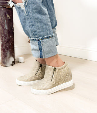 Timmibelle Wedge Sneaker in Cream Naughty Monkey