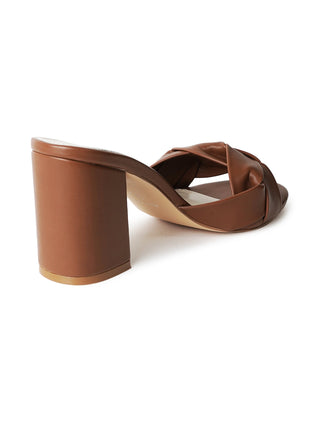 Tori | Brown