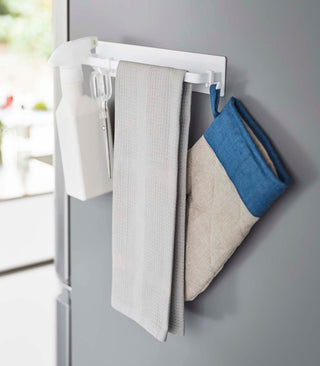 Magnetic Kitchen Towel Hanger - Steel - By Baano