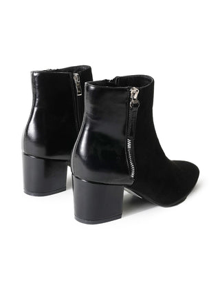 Zuma | Black Suede