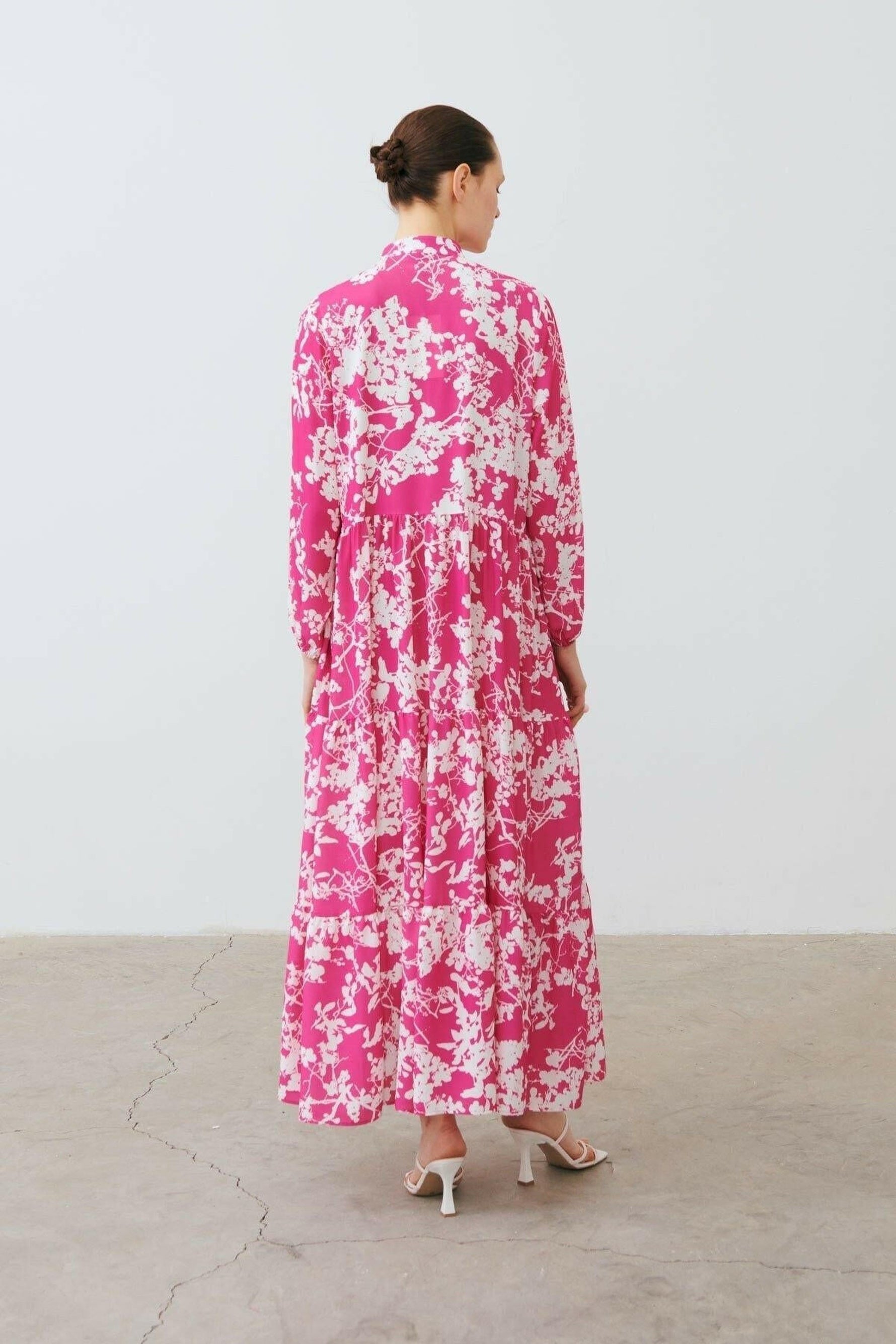 Polly Floral Maxi Dress In Light Pink - By Baano