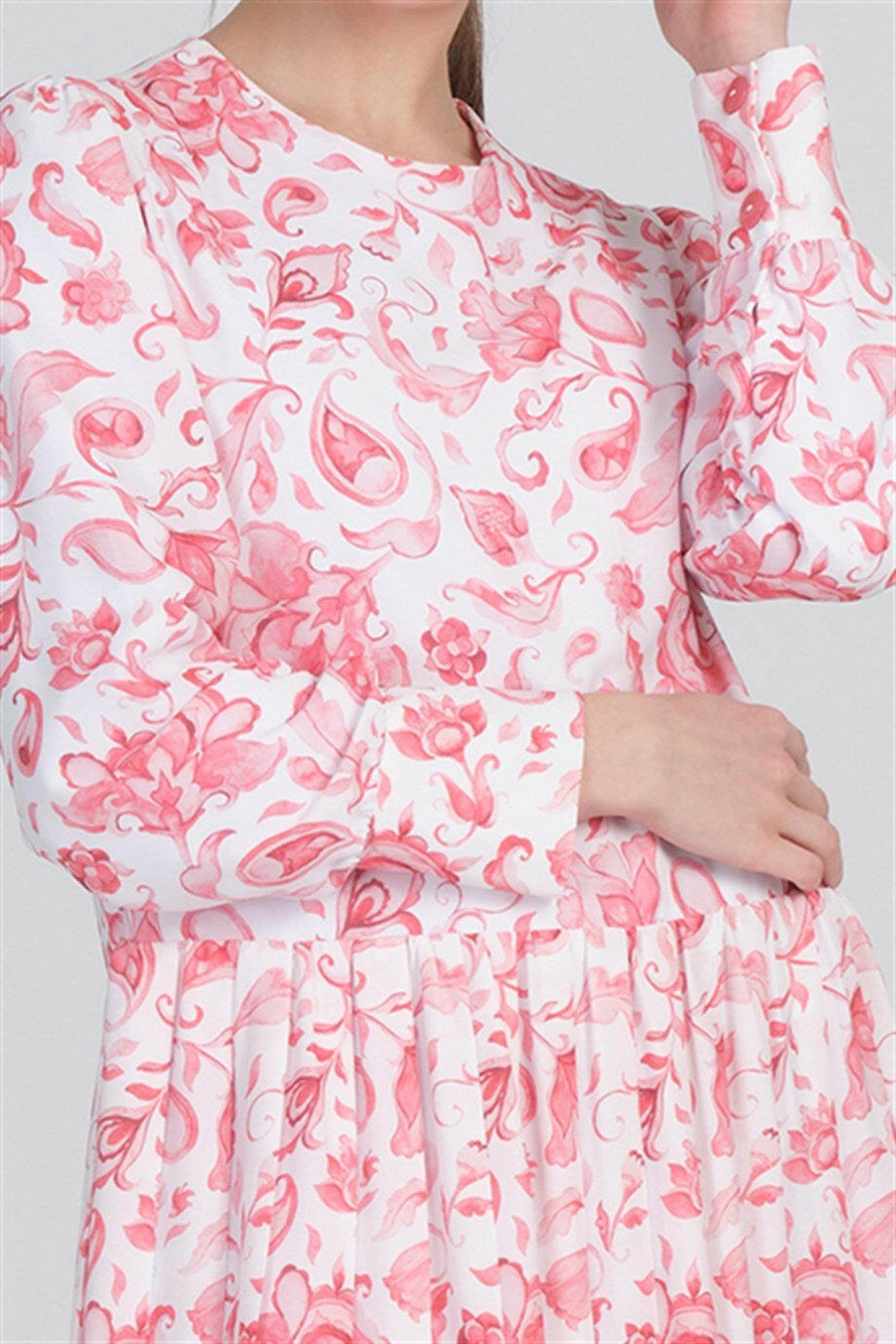 Sally Midi Dress - Make a statement in this trendy red midi dress - By Baano